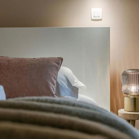 Juan - Stijlvol Appartement Met Uitzicht Op De Kaai Oostende Bagian luar foto